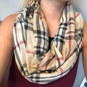 Burberry look a like infinity scarf